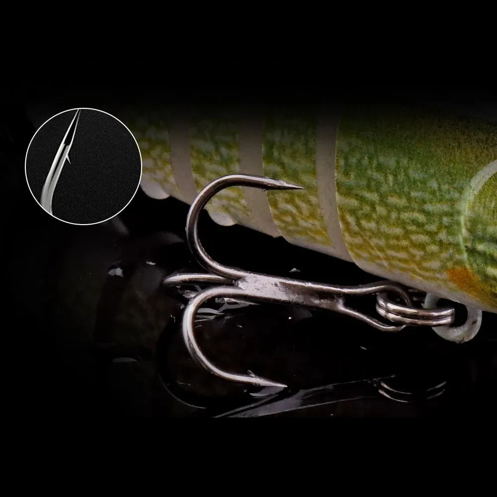 Detalle del anzuelo triple del crankbait